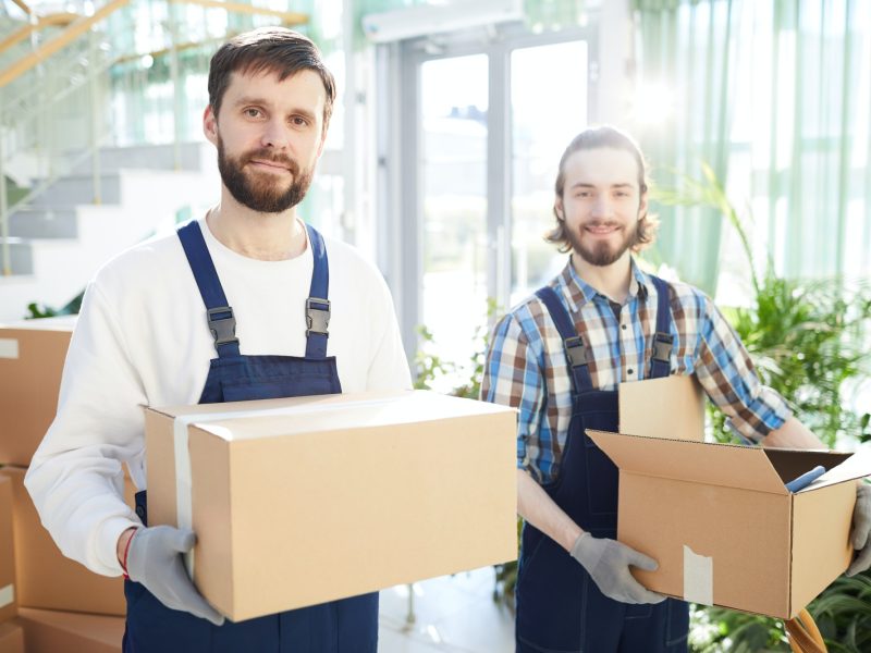 positive-movers-carrying-boxes.jpg